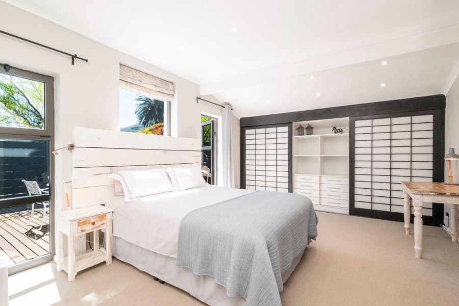 6 Bedroom Property for Sale in Camps Bay Western Cape